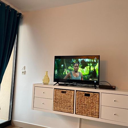 Superbe Appartement Une Chambre Vue Mer Piscine Tennis Cannes Exterior photo